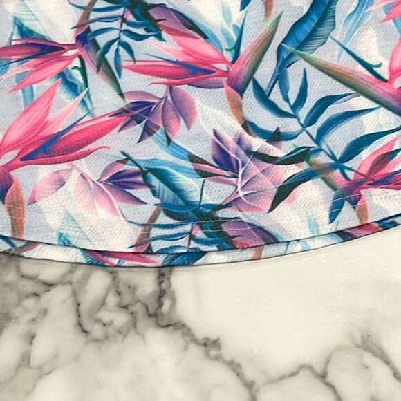 NWT Guess “Birds of Paradise” Floral T Shirt Mens XL - Picture 8 of 12